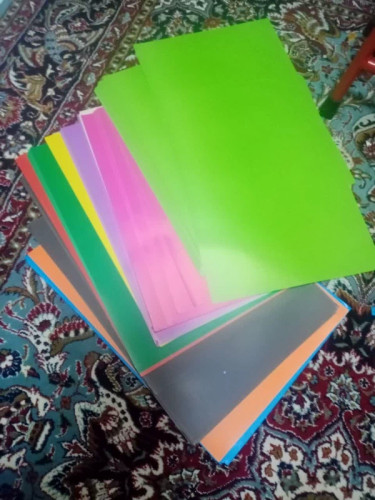 کاغذ رنگی گلاسه سایز بزرگ 50 در 35 فروش تکی برای کاردستی و روزنامه دیواری