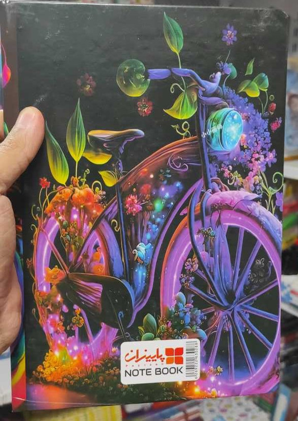 دفتر 100 برگ جلد سخت قطع وزیری طرح کلاسیک برند پاییزان